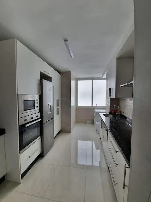 Preciosoy Gran Apartamento Terraza Con Vistas Wifi Y Climatizacion Málaga Lägenhet